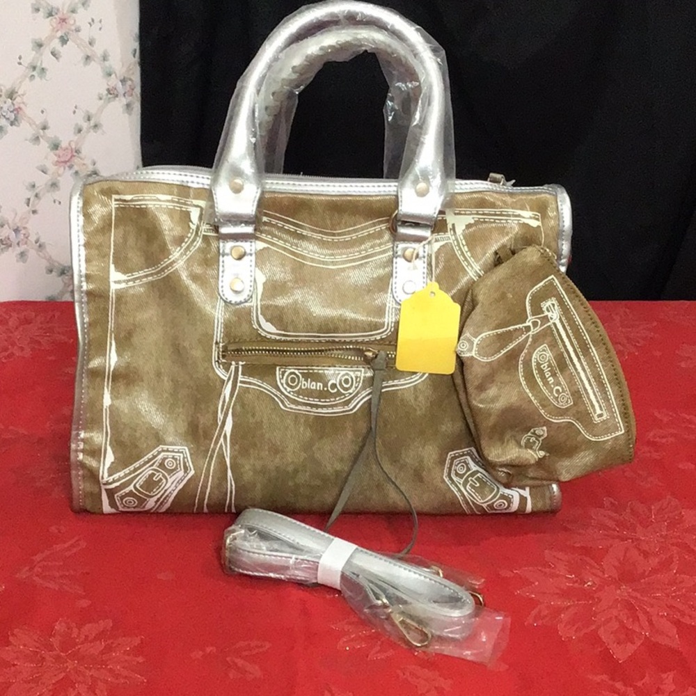 SALE on Shoulder Bag w/ Jean Design w/ many features incl. long extra strap.